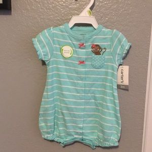 3 M Carter’s baby girls romper